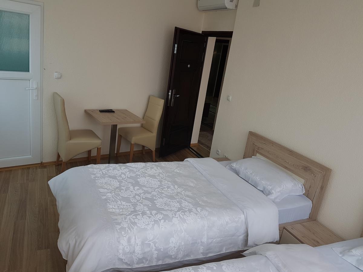 Bolero Hotel Ferizaj Exterior foto