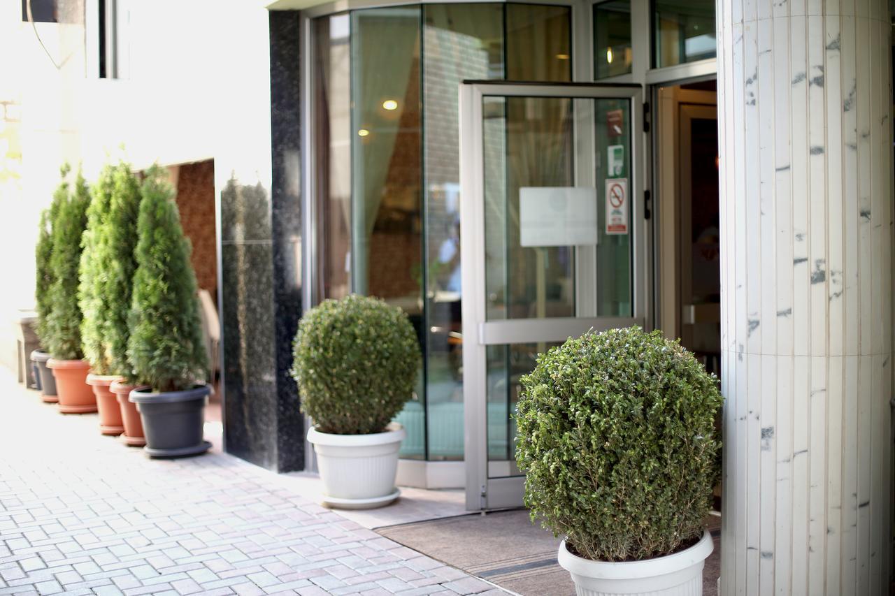 Bolero Hotel Ferizaj Exterior foto